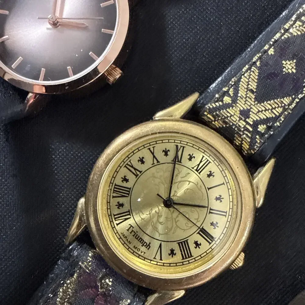 (A2) Bulk Lot Of 25 Watches Vintage And Modern Running On New Batteries!
